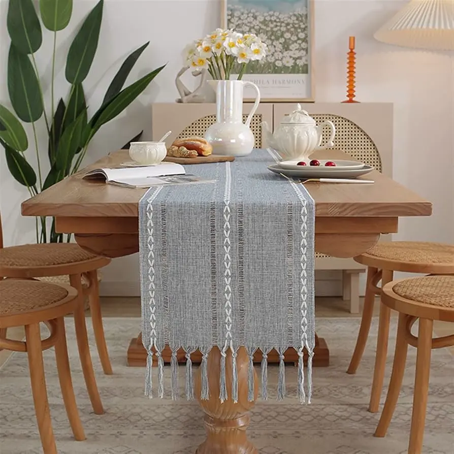 Woven table runner textile
